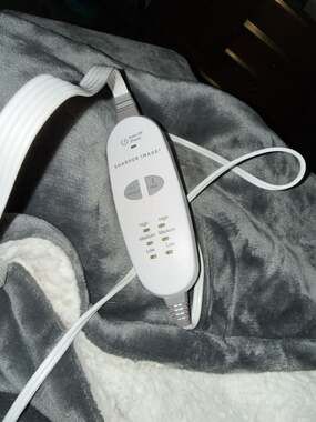 Sharper Image Calming Cozy Massaging Weighted Heated Personal Wrap